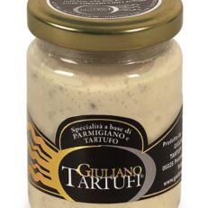 Specialità a Base di Parmigiano Reggiano e Tartufo Bianchetto